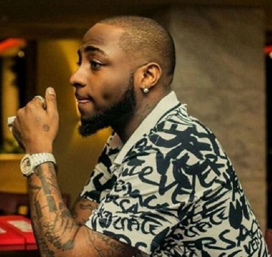 Davido Unfollows Everyone On His Instagram Page, Including Chioma